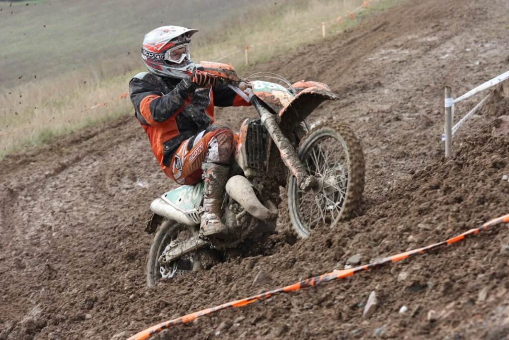 dirt-bike-riding-mud